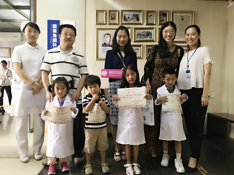 ＂Be A Little Eye Doctor＂ in Beijing Aier Intech Eye Hospi